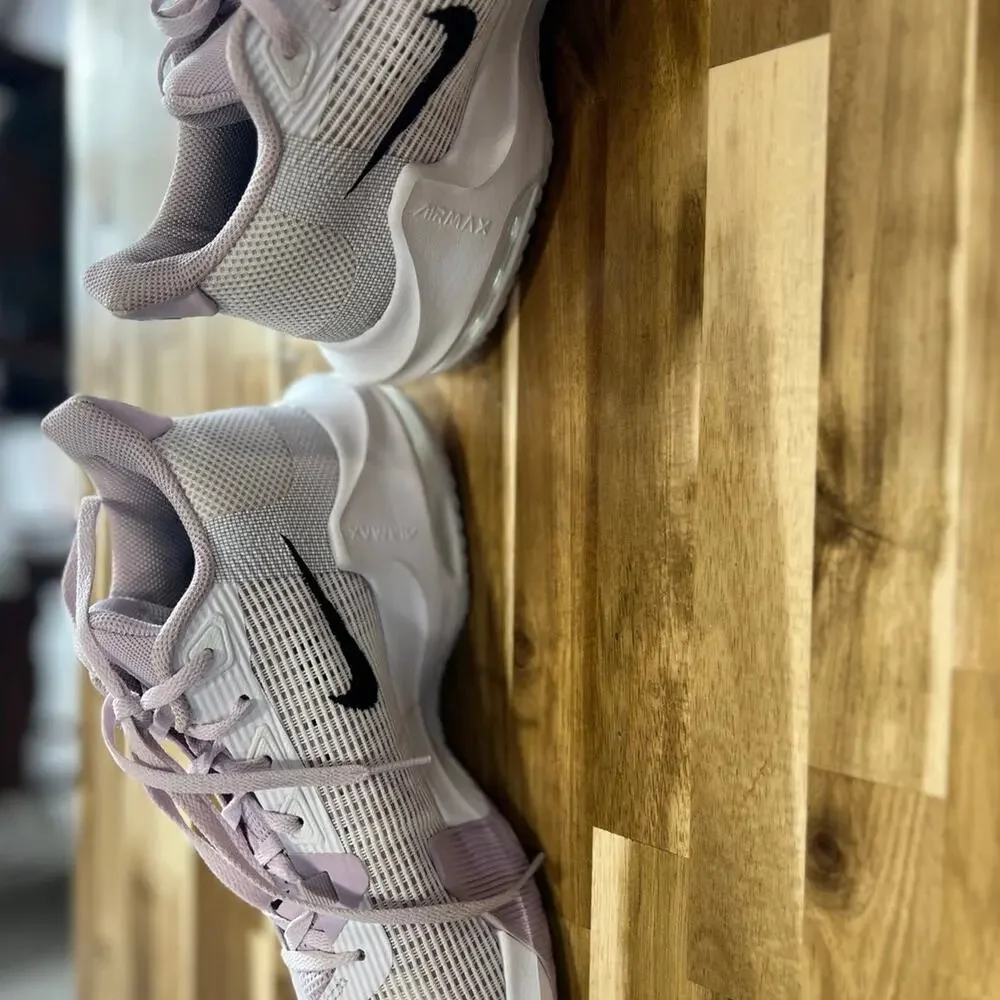 Nike purple white